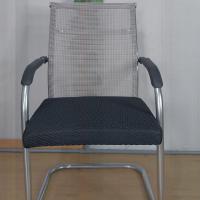 z558134631573914c5a80e97d09e5cd06d297fd89f53db-2384-jpg Ghế Phòng Họp Chân Quỳ Nhún Lưng Xám Trung - GQ28